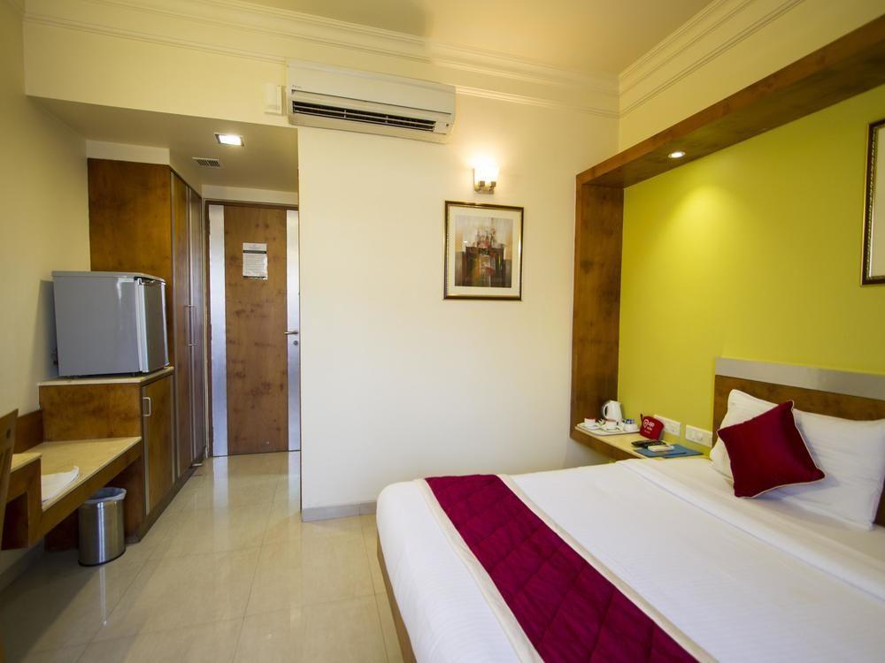 העיר בנגלור Oyo Rooms Indiranagar 100 Ft Road מראה חיצוני תמונה