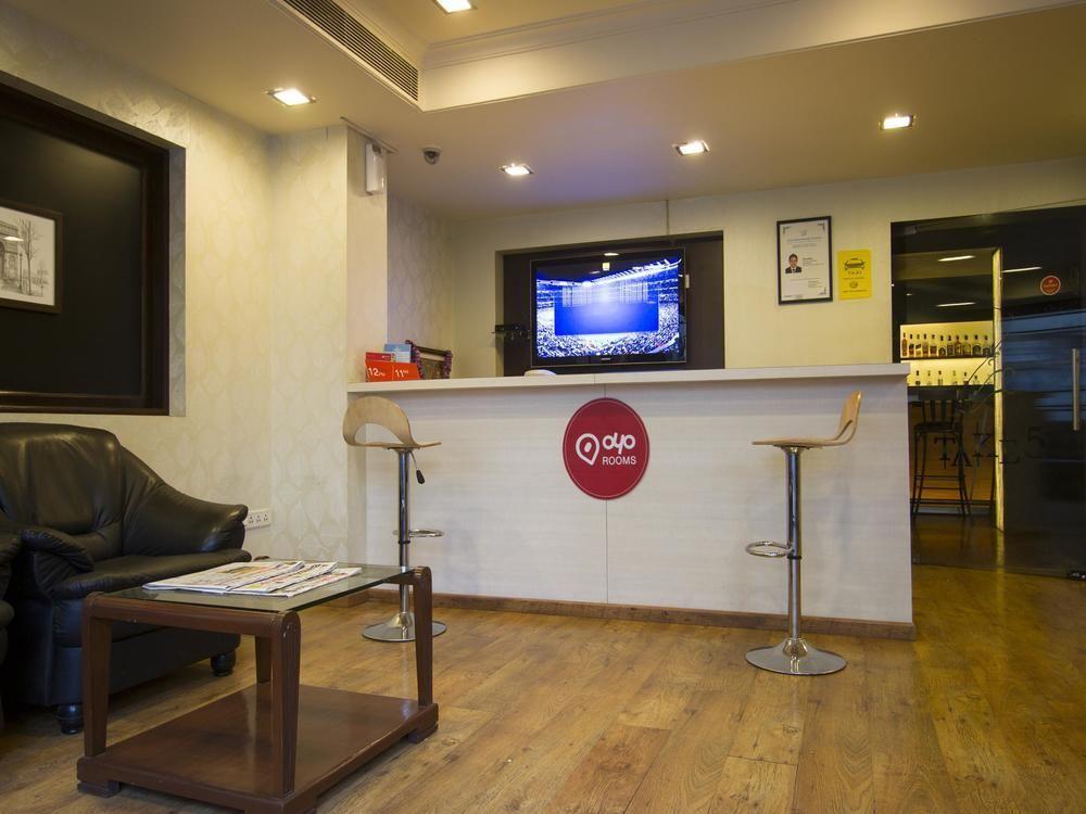 העיר בנגלור Oyo Rooms Indiranagar 100 Ft Road מראה חיצוני תמונה